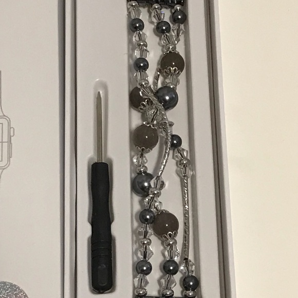 Apple Watch replacement band crystal jewels - Picture 3 of 3